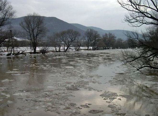На западе Украины из-за оттепели 24-26 декабря ожидается подъем уровня воды в реках