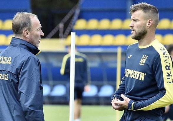 Футбол: Петраков назвал лидера сборной Украины