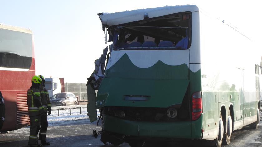 В Польше столкнулись два автобуса, пострадало много детей (фото)