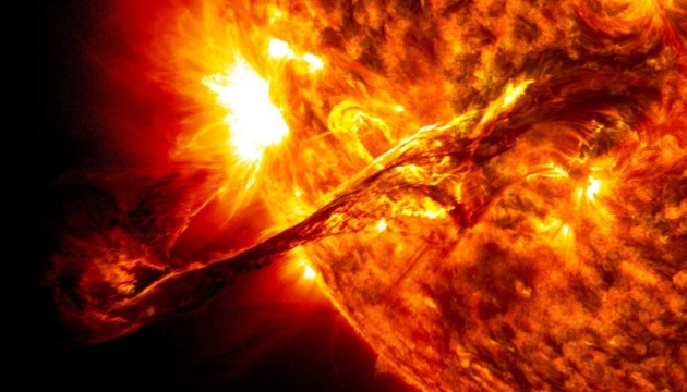 Amazon помогает исследователям изучать, как «приглушить» Солнце