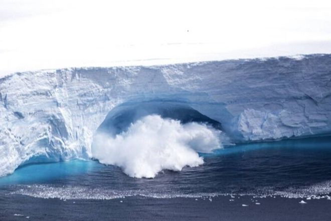 Айсберг A68 каждый день сбрасывал в океан более 1,5 млрд тонн воды – исследование 