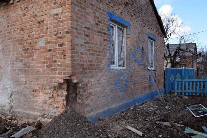 ​Россия нанесла удар по детсаду в Зеленополье - дети с воспитателями прятались в подвале
