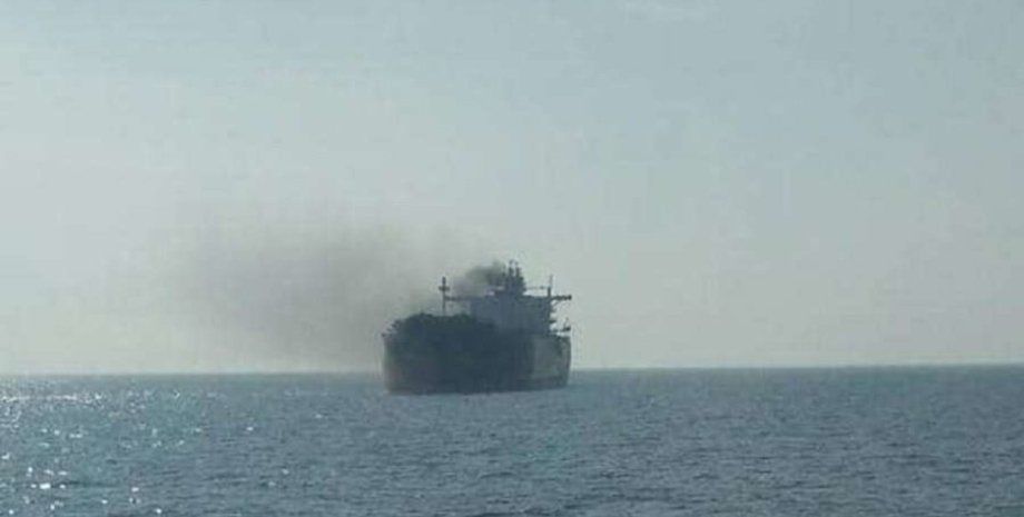 Флот Путина воюет с торговыми судами Панамы в Черном море: один корабль затонул, два повреждены