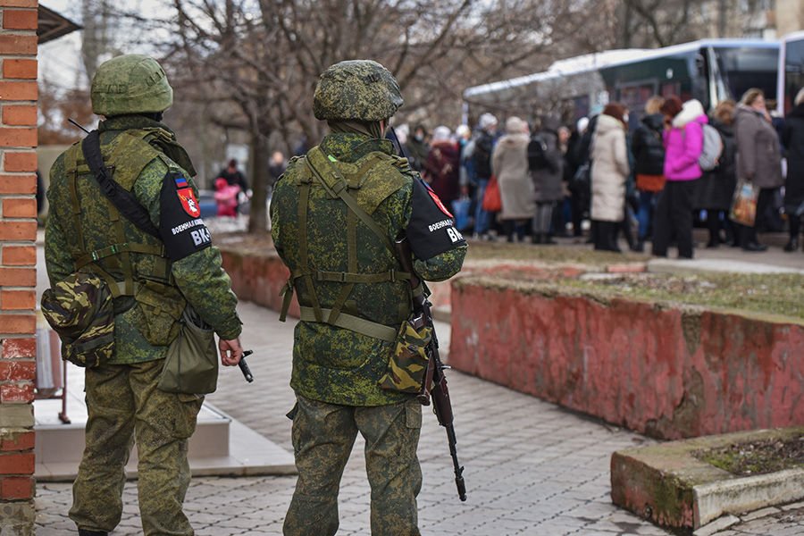 ​"ДНР" осталась без "внутренних войск": защитники Мариуполя разбили тысячи "народных милиционеров”