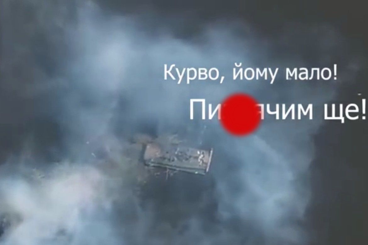 ​ССО двумя ударами сорвали башню российскому БМП-2, уцелевшему при переправе через Северский Донец