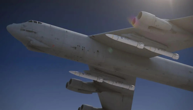 США провели испытания двух гиперзвуковых ракетных систем
