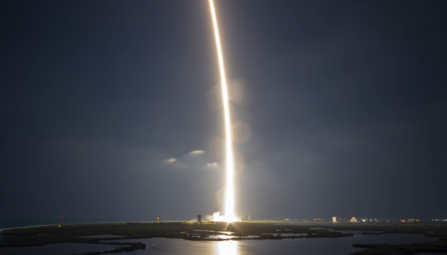 SpaceX вывела на орбиту еще более полусотни спутников Starlink