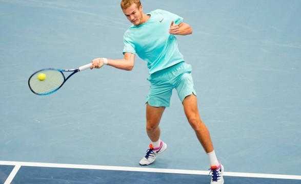 Теннисист Сачко вышел в 1/8 финала турнира ATP серии Challenger