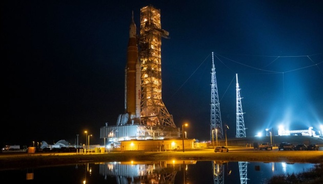 NASA планирует запустить ракету Artemis I на Луну в ноябре