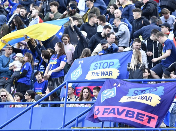 Как FAVBET поддерживает украинский футбол во время войны