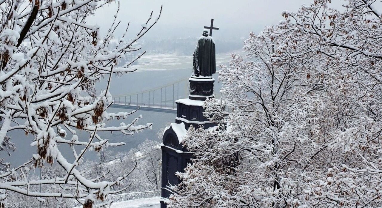 Теплая зима отменяется: морозы придут в Киев по расписанию