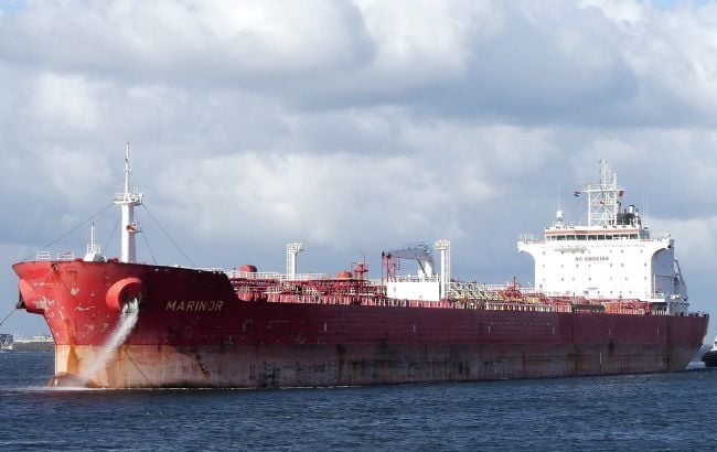 Пробка из нефтяных танкеров: почему Турция продолжает блокировать российскую нефть