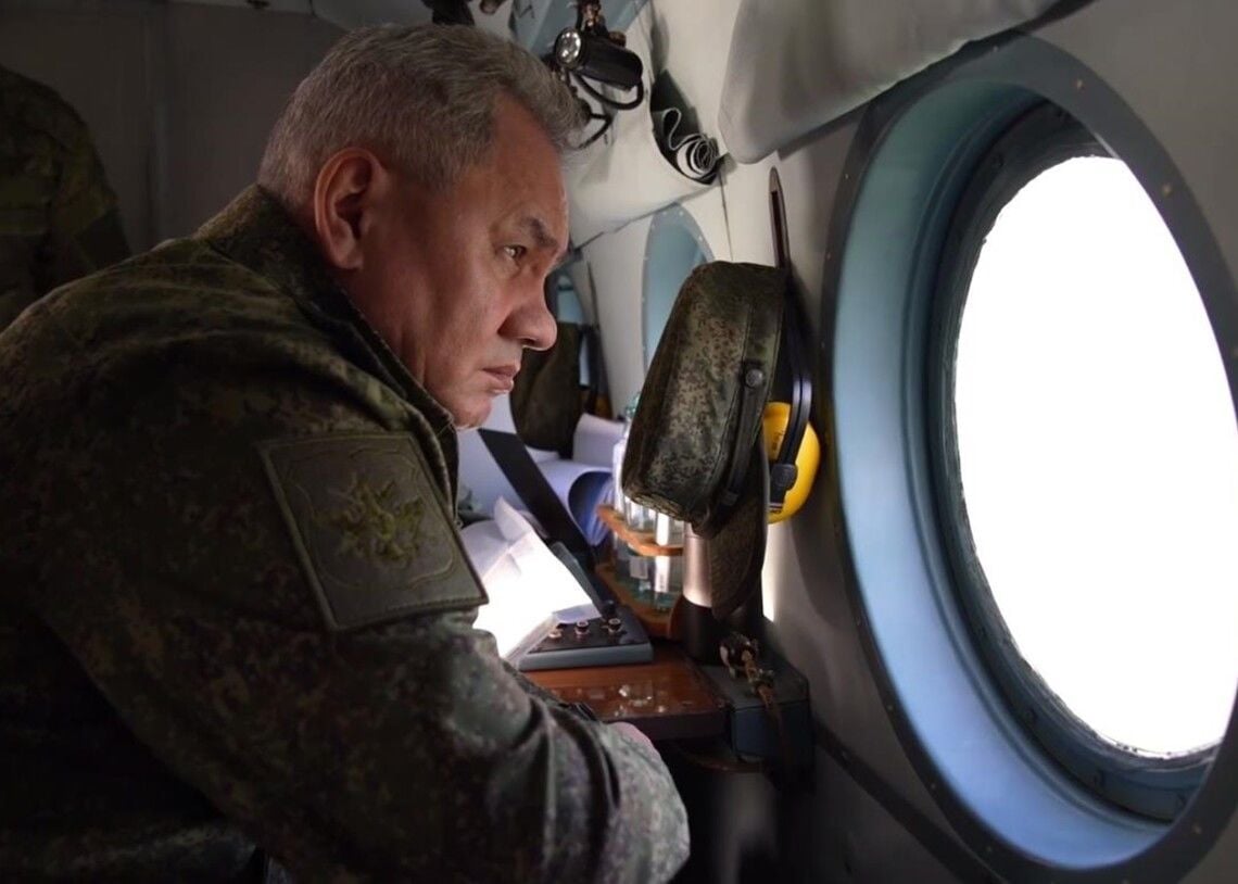 ​Шойгу не просто так посещал линию фронта в Украине: британская разведка раскрыла причину визита