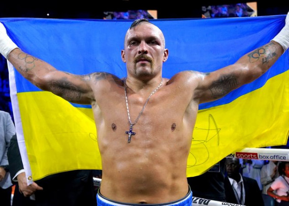 Бокс: украинец Усик и британец Дюбуа встретятся на арене в Польше 26 августа