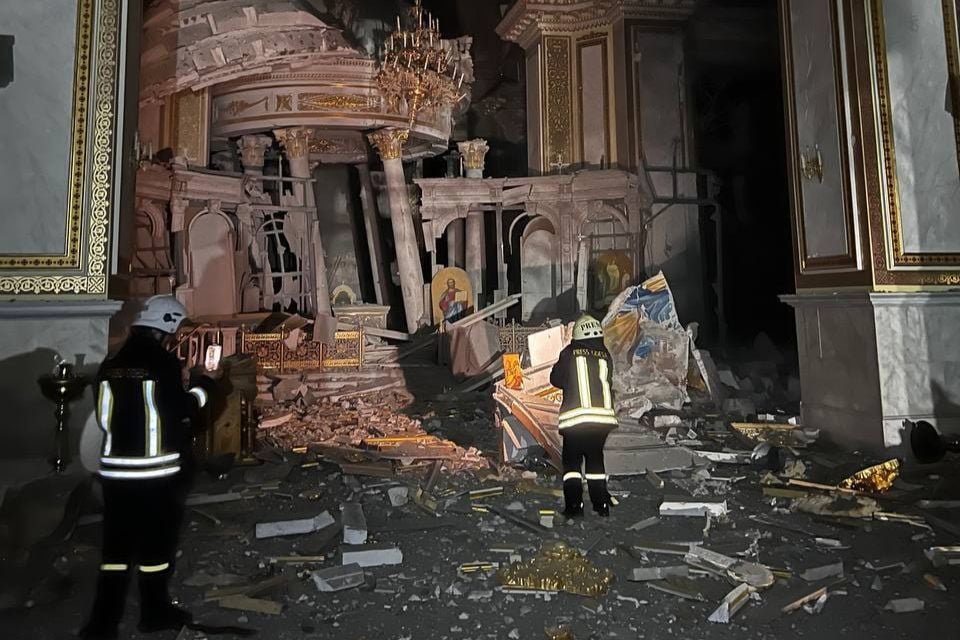 ​Путин 5 видами ракет ночью атаковал Одессу: разрушен Преображенский собор УПЦ МП, много пострадавших
