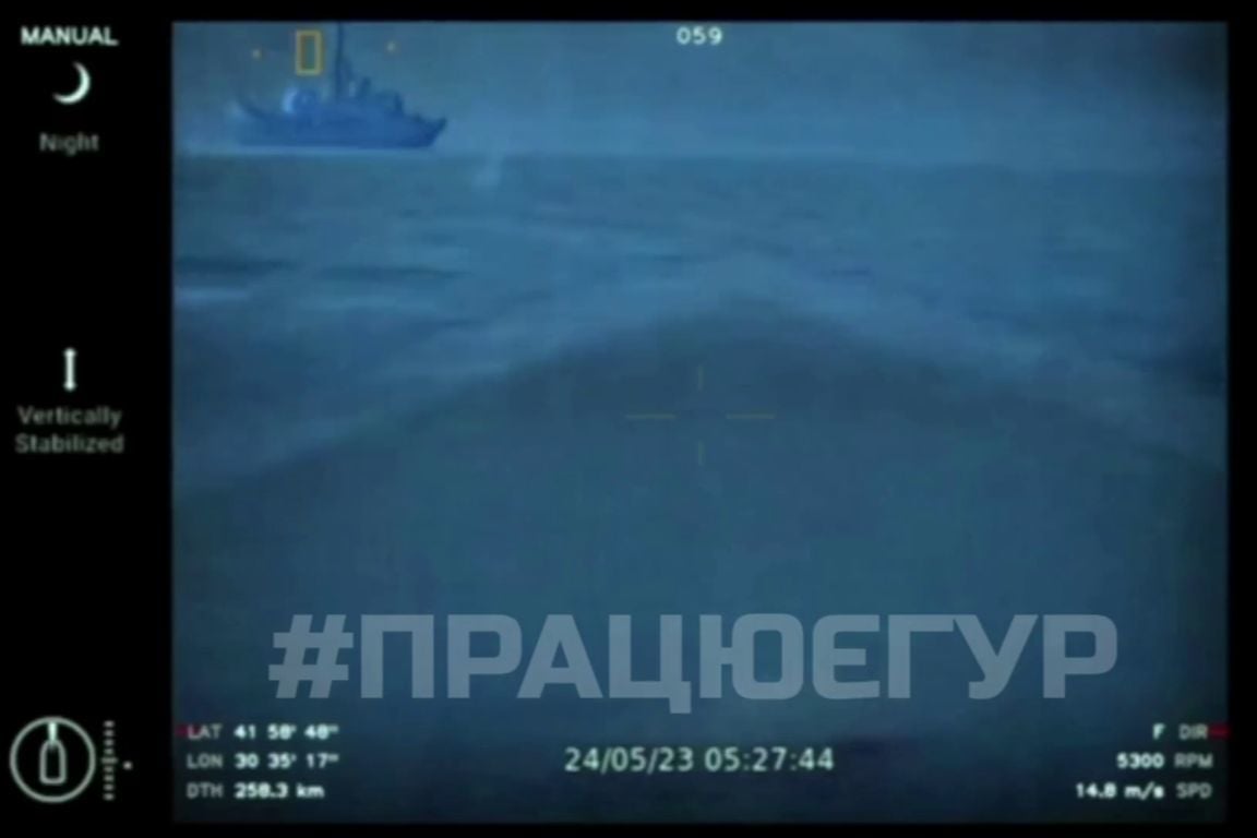 "Это наше море, работает ГУР МО", - разведчики показали кадры "охоты" в Черном море