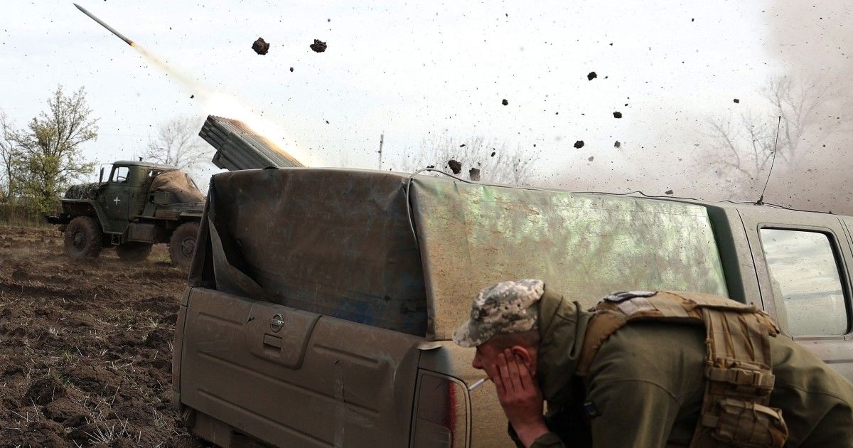 Российские оккупанты пошли в наступление под Бахмутом: в районе Клещеевки "жарко" – Генштаб ВСУ
