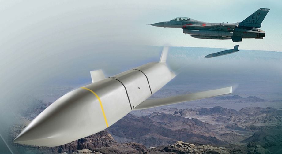 Двухтонный реактивный монстр: Украина просит у США ракеты JASSM с дальностью 360 км – Forbes 
