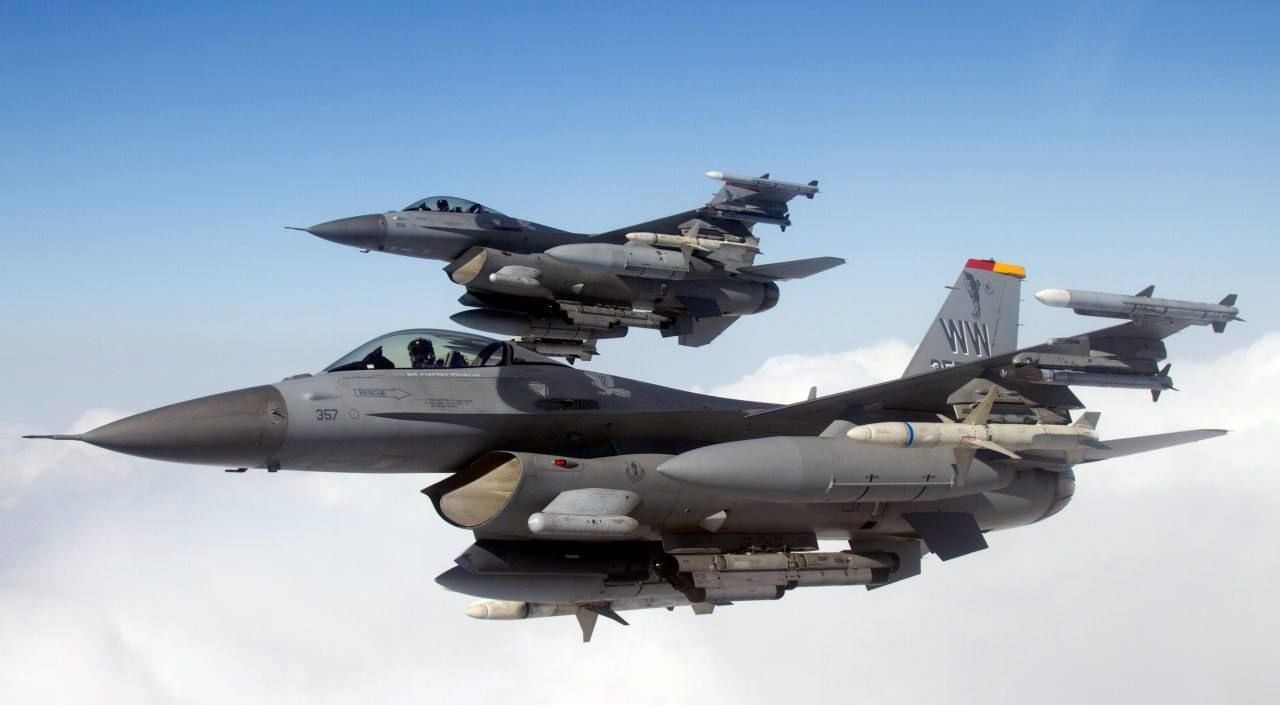 ​Украина получит нужное для прорыва фронта количество F-16 - СМИ