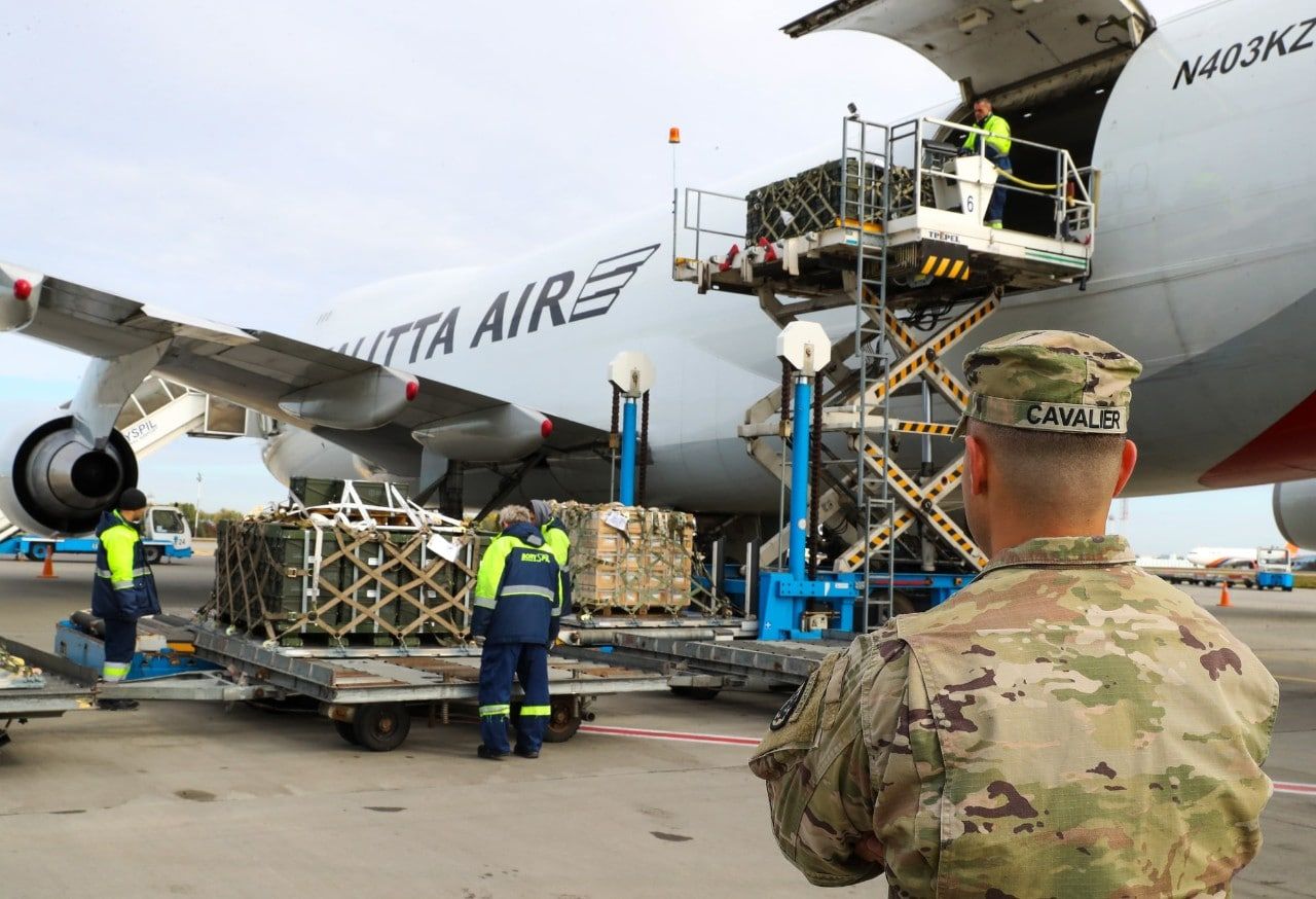 США готовят новый пакет военной помощи для Украины: что в него войдет