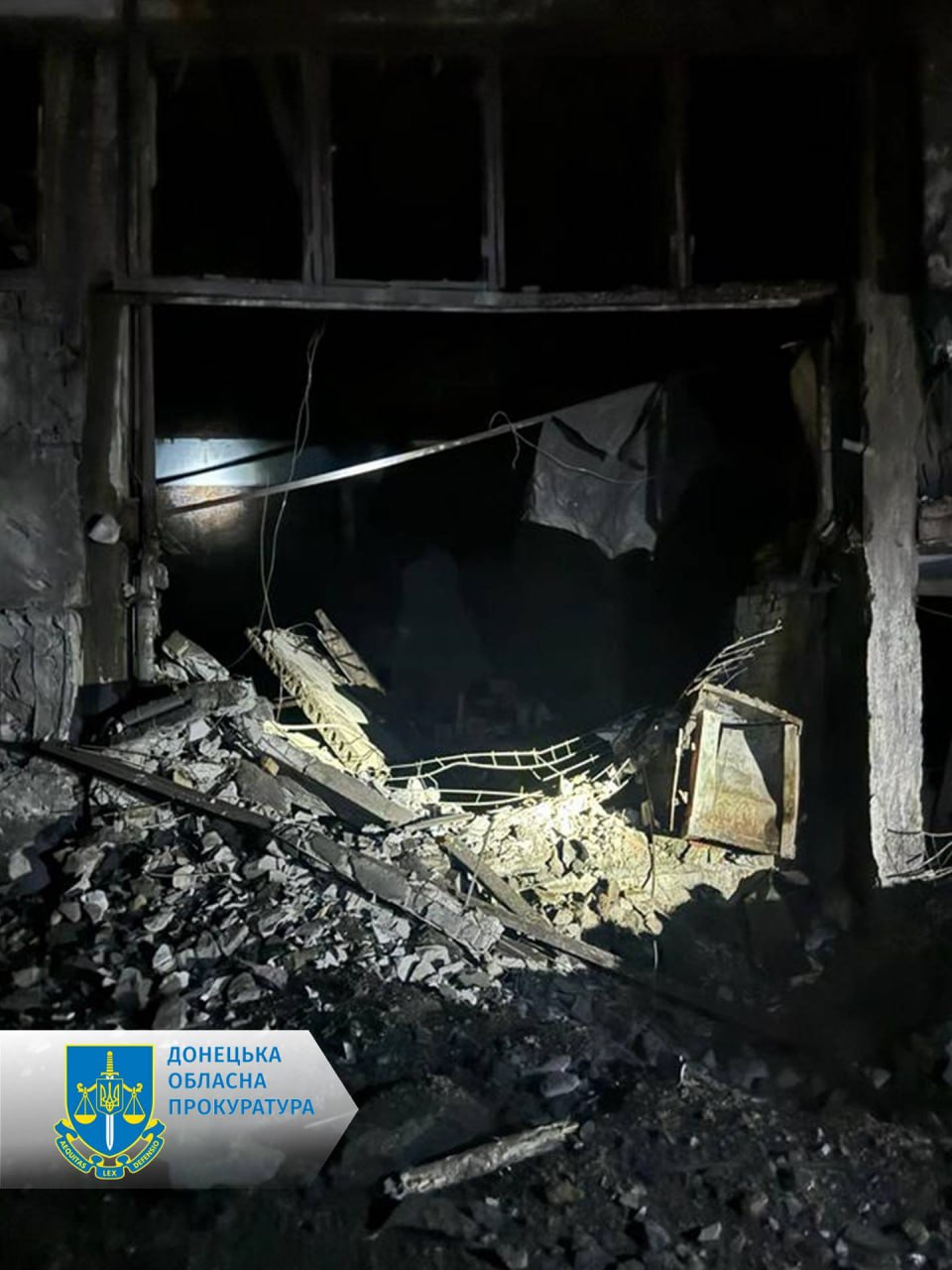Россия ударила по шахте и больнице в Селидово: появились данные о пострадавших и кадры разрушений
