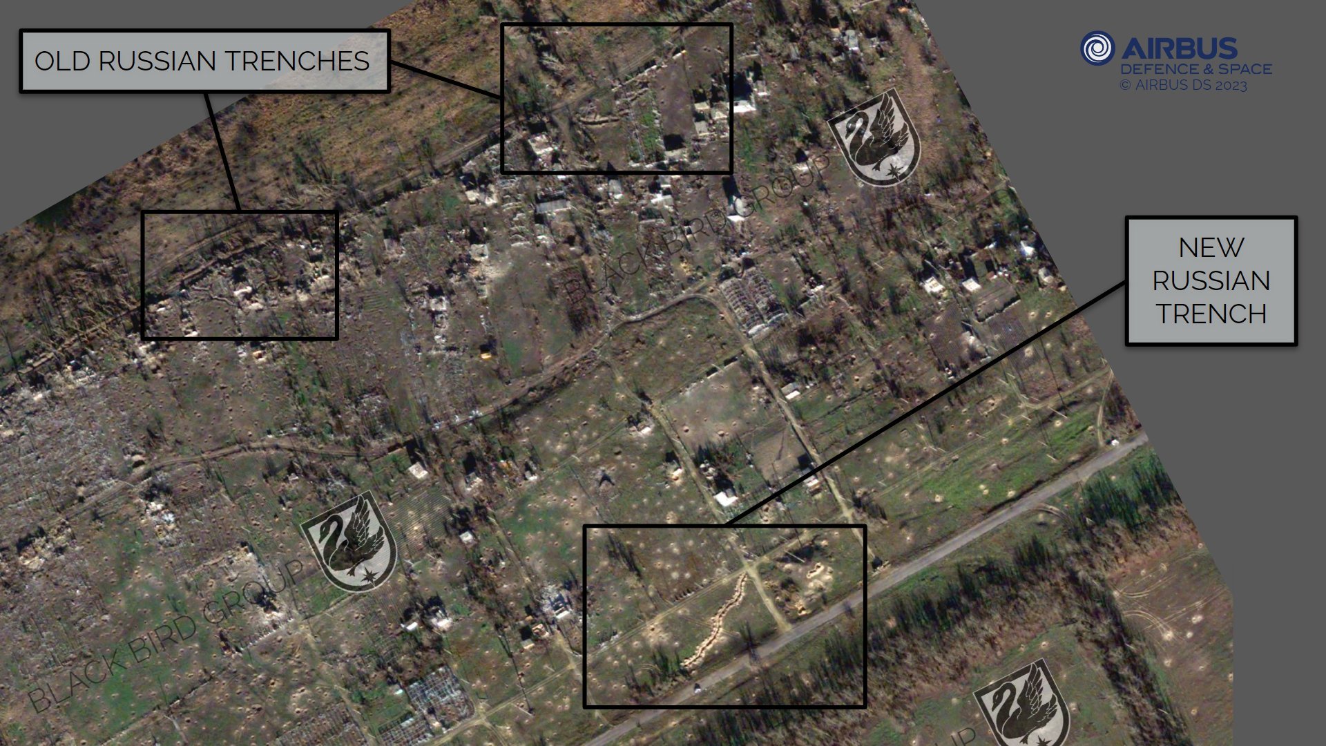​За два месяца боев в районе Крынок армия РФ вырыла новые окопы и траншеи: аналитики выложил спутниковые снимки