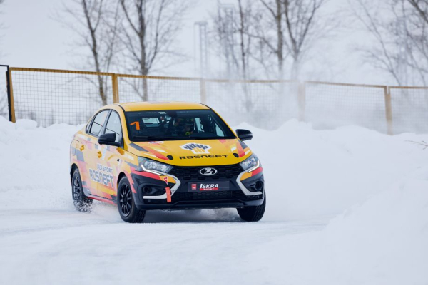 Lada Iskra Sport дебютировала на зимней Гонке чемпионов в Тольятти — характеристики, отзывы гонщиков