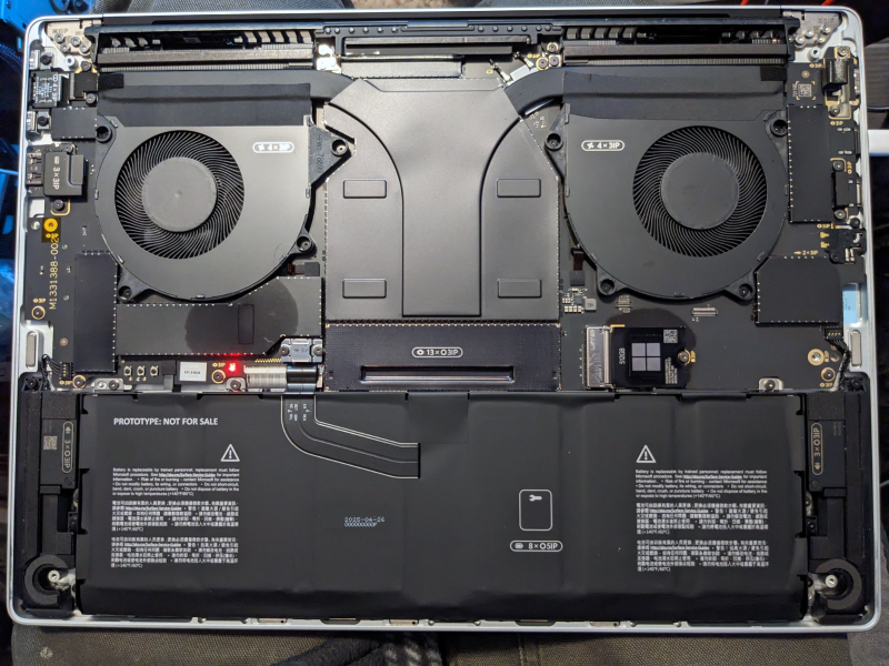 Конкурент MacBook Pro от Microsoft разочаровал: что раскрыла утечка
