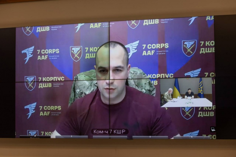 Зеленский собрал на совещание генералов: все детали разговора