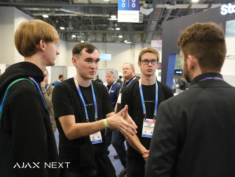 60 украинских студентов поедут на CES 2027: Ajax Systems проводит конкурсный отбор