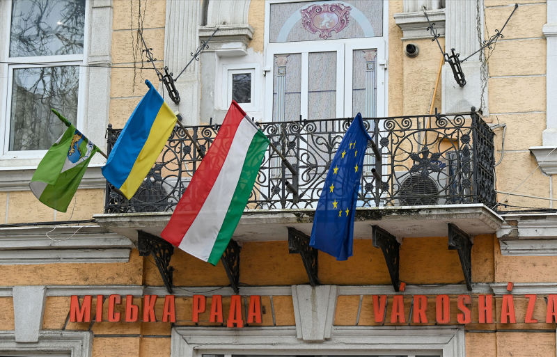Язык, нефть и ЕС: как Украина и Венгрия договариваются несмотря на публичные ссоры